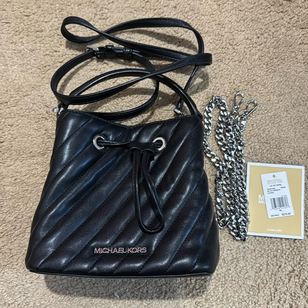 Michael Kors Crossbody Bucket Purse
